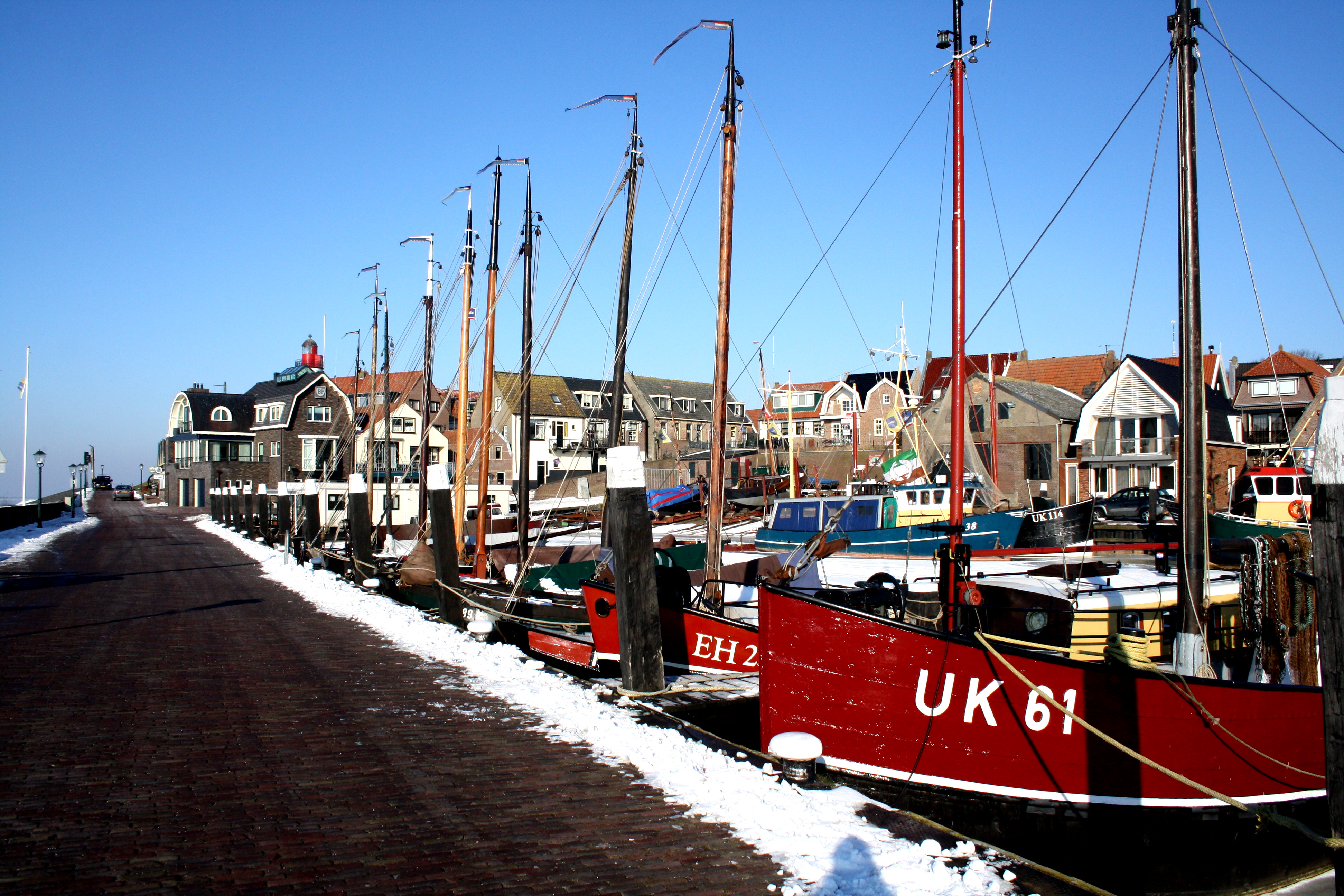 Urker haven in de winter